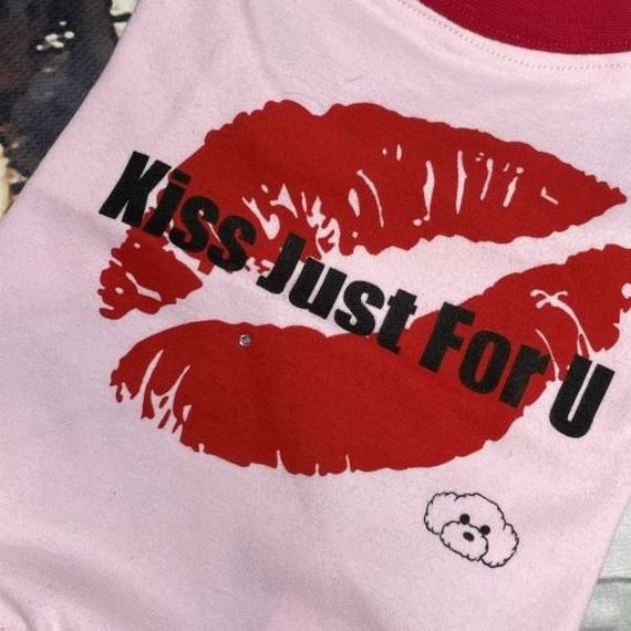Футболка для собак Dog Dog "Kiss Just For U" розовый | Зображення 1