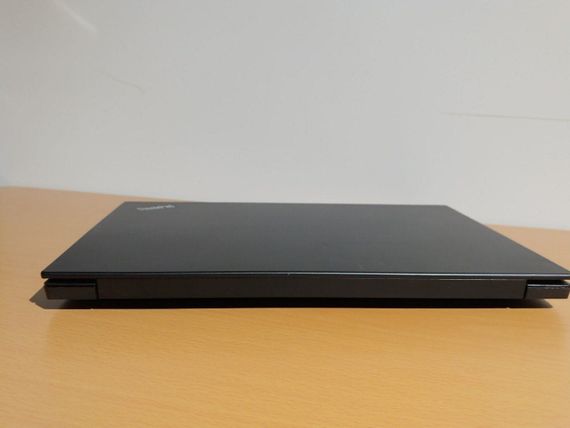 Ультрабук Б-класс Lenovo ThinkPad E485 / 14" (1366x768) TN / AMD Ryzen 7-2700U (4 (8) ядра по 2.8 - 3.8 GHz) / 8 GB DDR4 / 120 GB SSD / AMD Radeon Vega 8 Graphics / WebCam б/у | Зображення 8
