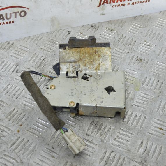 Замок кришки багажника Ford Mondeo MK3 2001-2007 Замок задніх дверей Форд Мондео 3S71A43102AA