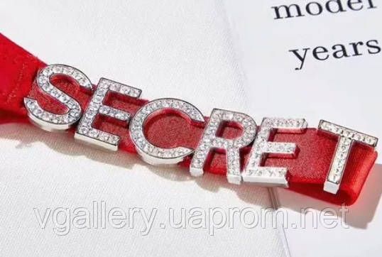 Червоний комплект жіночої спідньої білизни Victoria's Secret Модель Букви Стрази Вікторія Сікрет 75С | Зображення 1