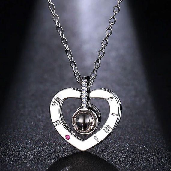 Кулон з ланцюжком "I love you" на 100 мовах світу / Жіночий кулон з проекцією / Підвіска на шию