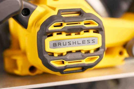 Пила циркулярная аккумуляторная STANLEY FATMAX SFMCS550B | Зображення 5