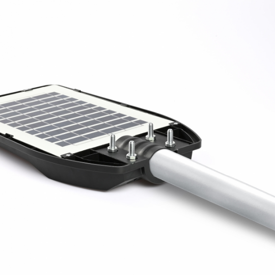 LED Ліхтар вуличний автономний сенсорний сонячний IP54 16W 700Lm 5000К TL-SLSO-105-S Titanum | Зображення 8