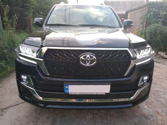 Комплект обвесов 2016-2024 (Executive 2019) Белый цвет для Toyota Land Cruiser 200 | Зображення 1