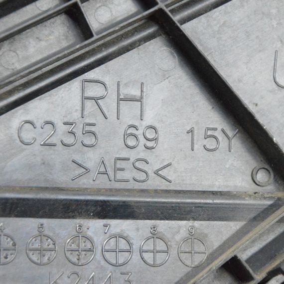 Накладка крила передня права Mazda 5 2005-2010 Захист трикутник крила правий Мазда 5 C2356915Y | Зображення 2