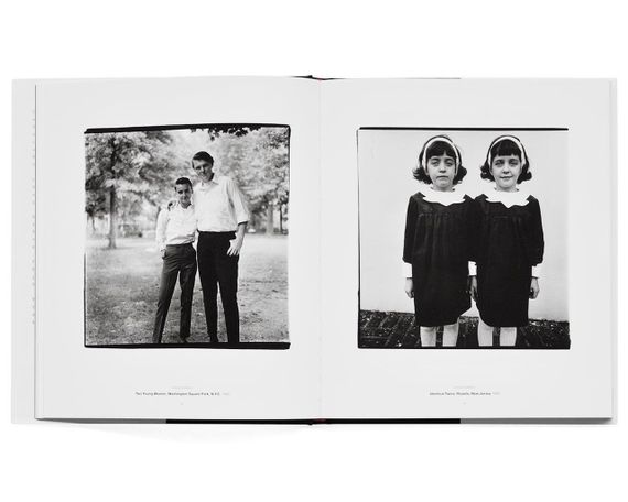 Книга фотоальбоми відомих фотографів Arbus/Friedlander/Winogrand: New Documents, 1967 книги про фотографів | Зображення 1