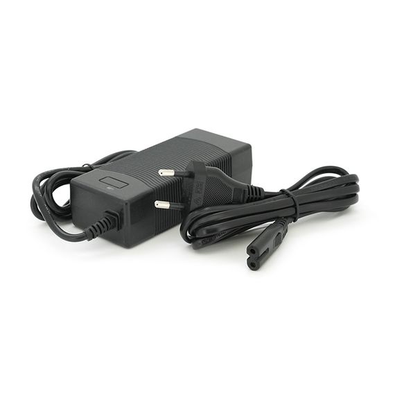 Зарядний пристрій HB для акумуляторів Li-ion 16.8V2A,4S,штекер 5,5*2.1,з індикацією,BOX | Зображення 1