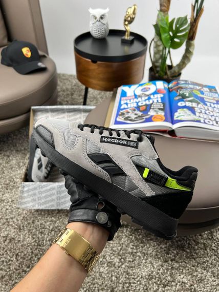 Чоловічі кросівки Re-ebok Classic Leather New Grey Black Lime 44 28 | Зображення 4