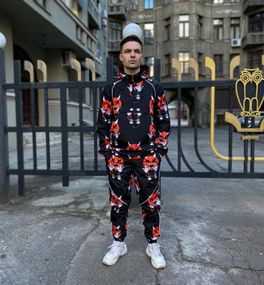 Костюм