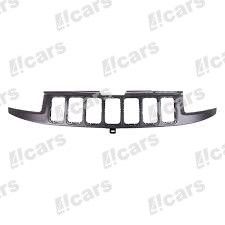 Решітка радіатора JEEP GRAND CHEROKEE 2014-16 (5RM46TZZAA)