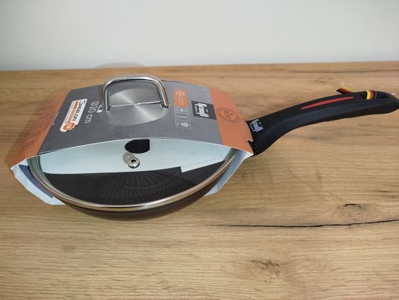 Сковорода антипригарна з кришкою Krauff Smart Fry 20 см 88-222-113 алюмінієва для всіх плит | Зображення 4