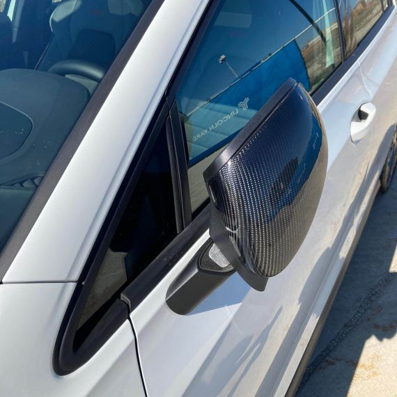 Кришки дзеркал (Карбон) для Volkswagen Golf 8 2019- рр | Зображення 5