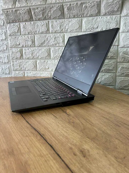 Ноутбук Lenovo Legion Y740 15.6" 144Hz i7 9750H 16Gb SSD 256Gb+HDD RTX 2070  Б/В | Зображення 4