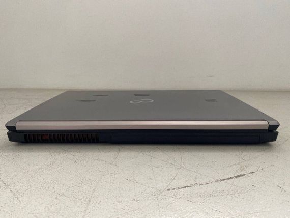 Мобільна робоча станція Б-клас Fujitsu Celsius H730 / 15.6" (1920x1080) TN / Intel Core i7-4900MQ (4 (8) ядра по 2.8 - 3.8 GHz) / 16 GB DDR3 / 512 GB SSD / nVidia Quadro K2100M, 2 GB GDDR5, 128-bit / WebCam б/в + Подарунок Зубна щітка Colgate / Bluetooth | Зображення 5