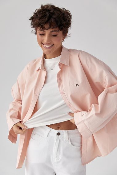 Котонова сорочка з вишитим написом - пудра цвет, ONE SIZE (є розміри) | Зображення 4