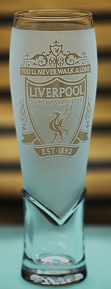 Крафтовий келих 440 мл Ліверпуль з гравіюванням  Скляний келих для фаната ФК Liverpool  Подарунок вболівальнику мат