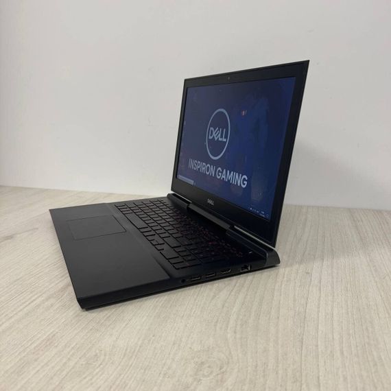 Игровой ноутбук Б-класс Dell Inspiron 7567 / 15.6" (1920x1080) TN / Intel Core i5-7300HQ (4 ядра по 2.5 - 3.5 GHz) / 8 GB DDR4 / 256 GB SSD / nVidia GeForce GTX 1050, 4 GB GDDR5, 128-bit / WebCam б/у | Зображення 3
