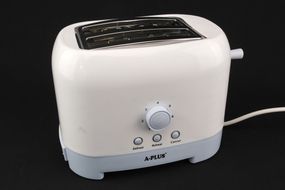 Тостер A-Plus AP-2043 800 Вт