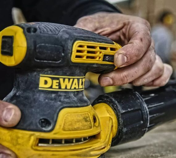 Шліфмашина ексцентрикова мережева DeWalt DWE6423 | Зображення 1