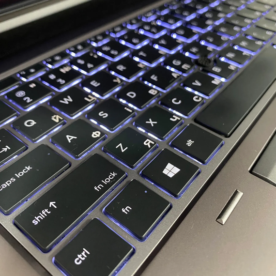 Ноутбук HP zBook 15 G6 / 15.6" (1920x1080) IPS / Intel Core i7-9750H (6 (12) ядер по 2.6 - 4.5 GHz) / 16 GB DDR4 / 240 GB SSD / nVidia Quadro T1000, 4 GB GDDR5, 128-bit / Fingerprint / WebCam / HDMI б/у | Зображення 6