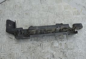 Кронштейн бампера передній лівий Renault Scenic III 2009-2015 Кріплення переднього бампера ліве Рено 622210006R