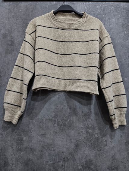 Теплий светр джемпер з широкими рукавами укорочений в смужку бежевий беж | Зображення 5