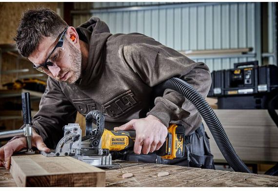 Фрезер аккумуляторный бесщёточный DeWALT DCW682NT | Зображення 8