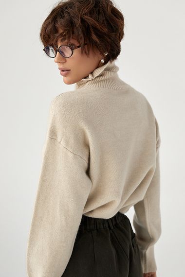 В'язаний однотонний гольф вільного фасону - бежевий цвет, ONE SIZE (є розміри) | Зображення 1