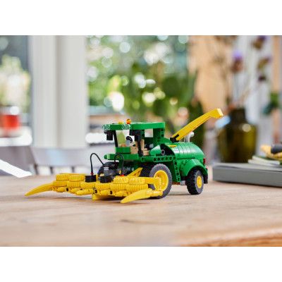Конструктор LEGO Technic Кормоуборочный комбайн John Deere 9700 559 деталей (42168) | Зображення 7