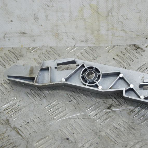 Кронштейн кріплення крила лівий Citroen C4 Picasso 2006-2013 Кронштейн кріплення бампера Сітроен 9656671080 | Зображення 1