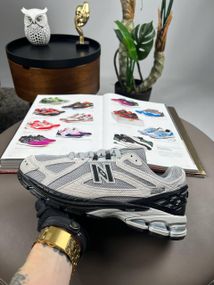 Чоловічі кросівки New 1906R Light Grey Black , В'єтнам 42 26.5