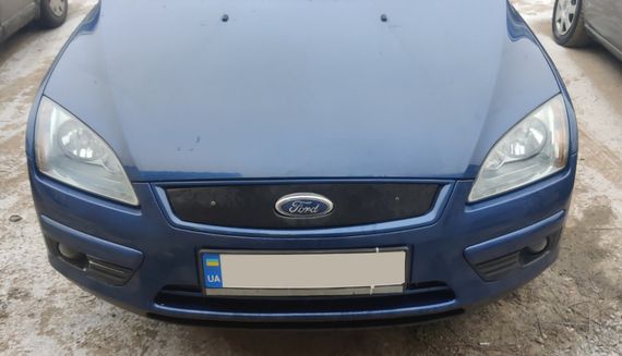 Зимняя накладка на решетку Глянцевая для Ford Focus II 2005-2008 гг