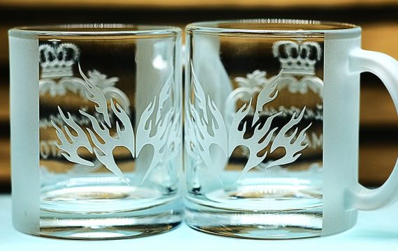 Іменний набір скляних чашок 320 мл Мама Тато  подарунок для батьків  парні чашки з гравіюванням | Зображення 1