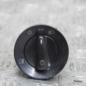 Перемикач світла фар торпедо Volkswagen Golf IV перемикач основного світла Фольксваген Гольф 4 1C0941531