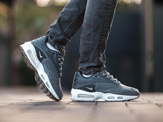 Кросівки Nike Air Max Plus TN Grey | Зображення 3