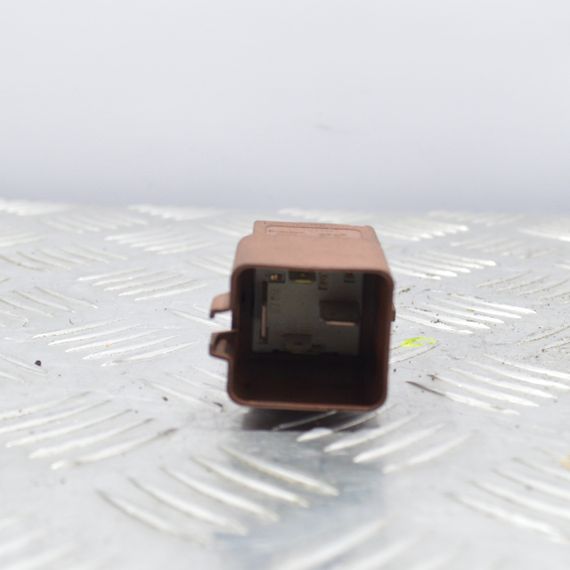 Реле вентилятора omron Peugeot 308 2007-2013 Реле вентилятора радіатора Пежо 308 17325003001 | Зображення 1