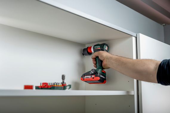 Аккумуляторная дрель-шуруповерт Metabo BS 18 L BL Q (613156840) | Зображення 2