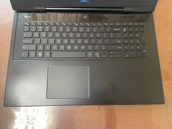 Игровой ноутбук Б-класс Dell Inspiron G7 7790 / 17.3" (1920x1080) IPS / Intel Core i7-9850H (6 (12) ядра по 2.6 - 4.6 GHz) / 16 GB DDR4 / 512 GB SSD / nVidia GeForce RTX 2060, 6 GB GDDR6, 192-bit / WebCam б/у | Зображення 3