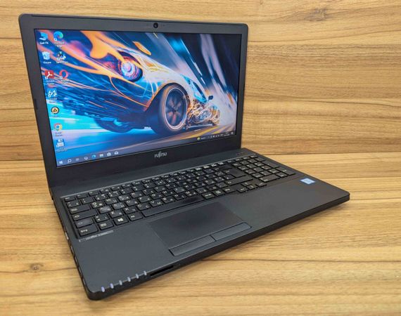 Ноутбук Fujitsu LifeBook A357 / 15.6" (1366x768) TN / Intel Core i5-7200U (2 (4) ядра по 2.5 - 3.1 GHz) / 8 GB DDR4 / 240 GB SSD / Intel HD Graphics 620 / WebCam / Windows 10 б/в | Зображення 3