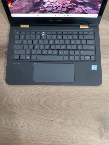 Ноутбук-трансформер HP Spectre x360 / 13.3" (1920x1080) TN Touch / Intel Core i5-6200U (2 (4) ядра по 2.3 - 2.8 GHz) / 8 GB DDR3 / 256 GB SSD M.2 / Intel HD Graphics 520 / WebCam б/у | Зображення 3