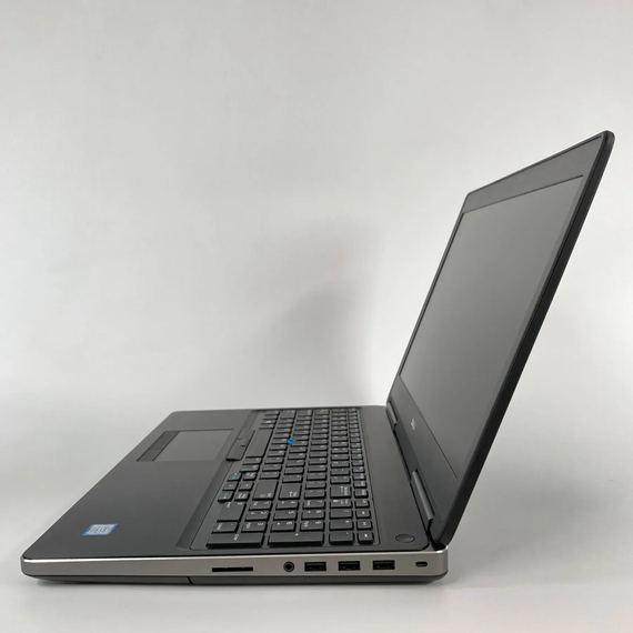 Мобильная рабочая станция Dell Precision 7520 / 15.6" (1920x1080) IPS / Intel Core i7-7700HQ (4 (8) ядра по 2.8 - 3.8 GHz) / 16 GB DDR4 / 256 GB SSD / AMD Radeon Pro WX 4150, 4 GB GDDR5, 128-bit / HDMI б/у + Подарок Мышь / USB | Зображення 4