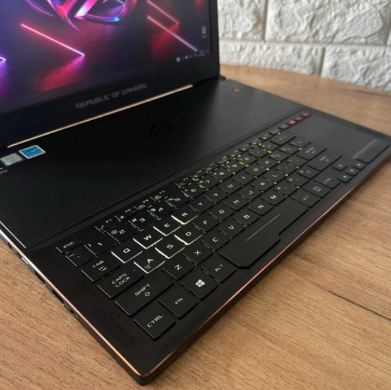 Ноутбук Asus ROG GX501VIK 120Hz i7 7700HQ 16Gb SSD 512Gb GTX 1080 MaxQ Б/В | Зображення 6