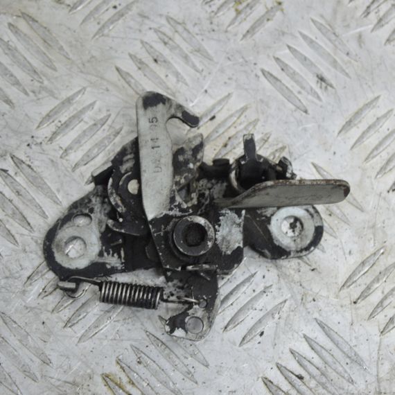 Замок кришки капота Peugeot 206 1998-2006 Замок капота Пежо 206 DAG1405