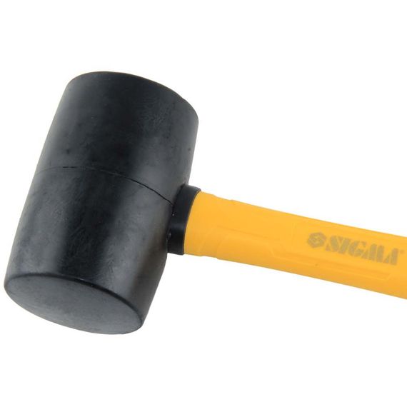 Киянка резиновая Sigma 680 г фибергласовая рукоятка. черная (4317371) | Зображення 1