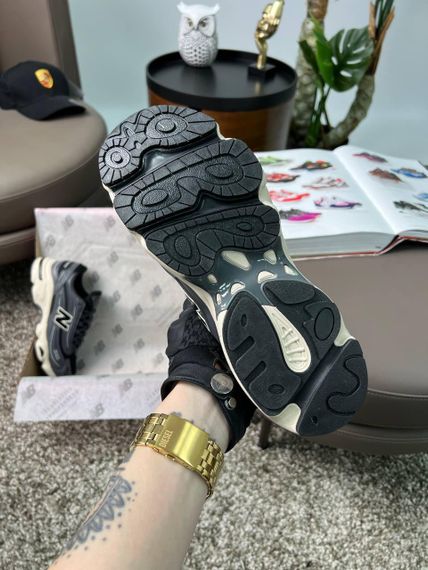 Мужские кроссовки New 1000 Dark Grey Black весна / літо / осінь А3624 43 27.5 см | Зображення 6