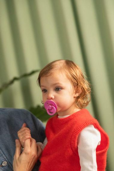 Соска пустушка BIBS Colour Latex кругла Bubblegum 0-6 міс | Зображення 1