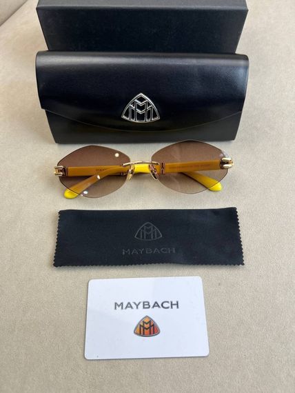 Сонцезахисні окуляри Maybach C-AAM-Z36 з жовтими дужками g237