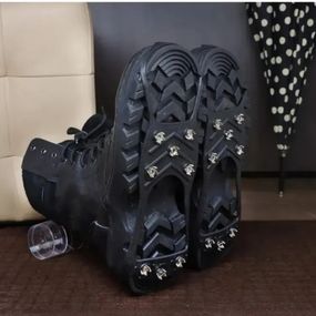 Антиковзаюча знімна накладка на підошву взуття від ожеледиці на 8 шипів Гумові льодоходи з металевими шипам