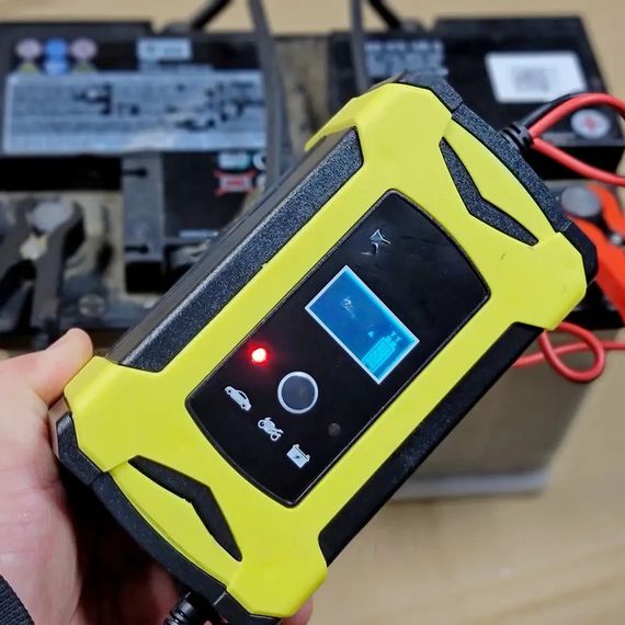 Зарядний пристрій з швидкою зарядкою Varta Pocket Charger AA/AAA XPRO DKCC5 (234568161_367) | Зображення 4