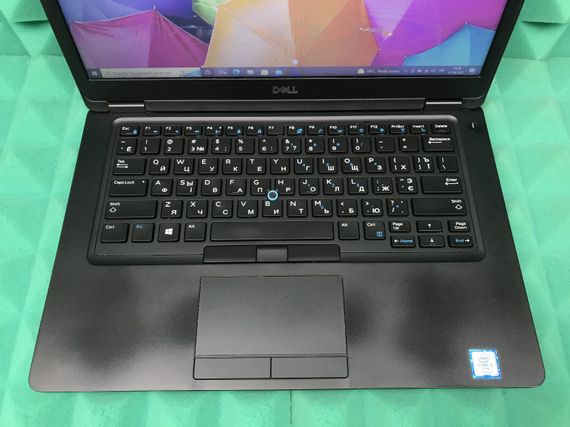Ноутбук Dell Latitude 5490 / 14"/Core i5-7300U (2 (4) ядра по 2.6 - 3.5 GHz) / 8 GB DDR4 / 250 GB SSD /HD Graphics 620 /WebCam /Win 10 б/в | Зображення 5